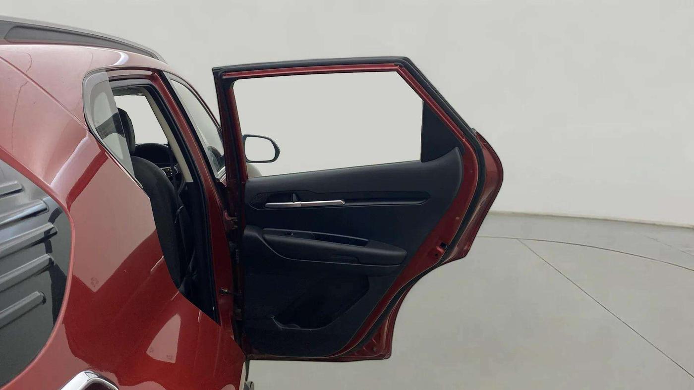 2020 KIA SONET HTK PLUS 1.0 IMT, Petrol, Manual, 42,968 km, RHS Rear Door