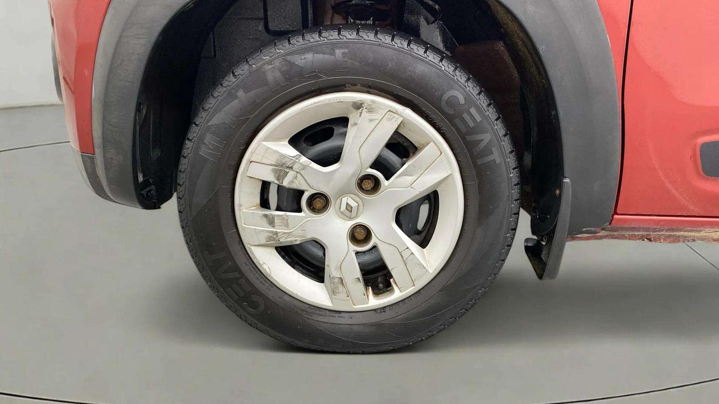 2019 Renault Kwid RXL, Petrol, Manual, 45,654 km, Left Front Wheel