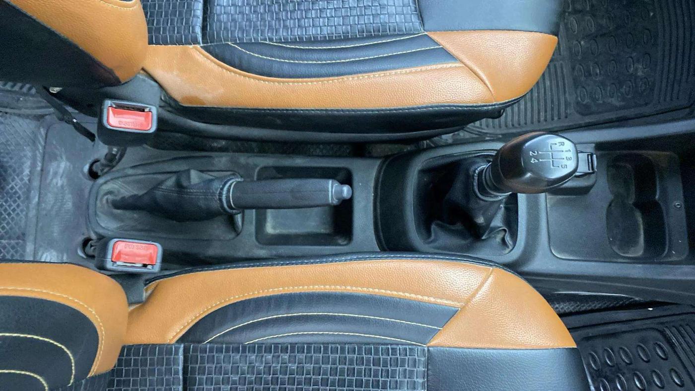 2019 Renault Kwid RXL, Petrol, Manual, 45,654 km, Gear Lever