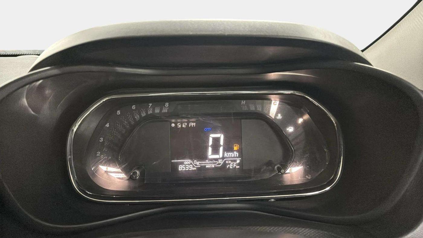 2022 Tata NEXON XM PETROL, Petrol, Manual, 8,521 km, Odometer Image