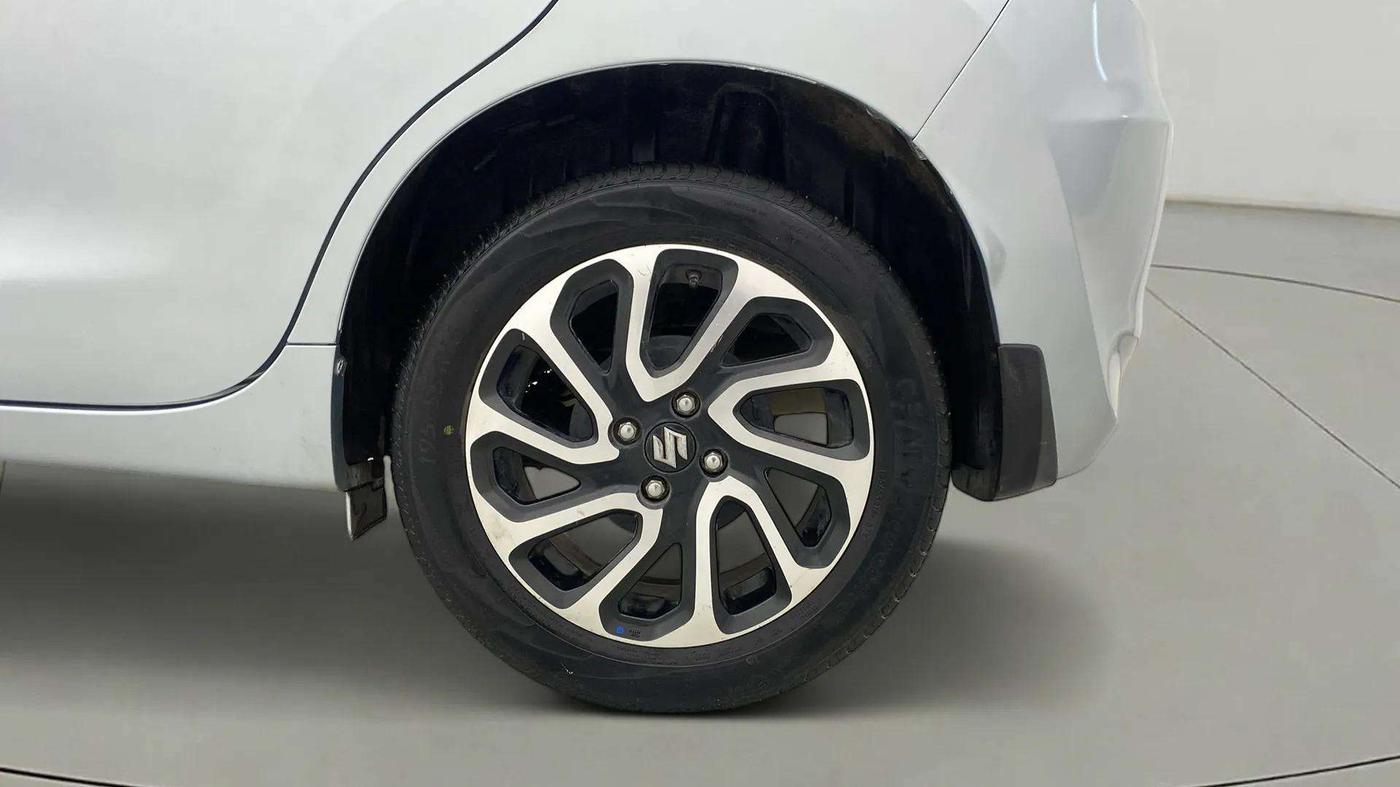 2022 Maruti Baleno ALPHA 1.2 AGS, CNG, Automatic, 68,393 km, Left Rear Wheel