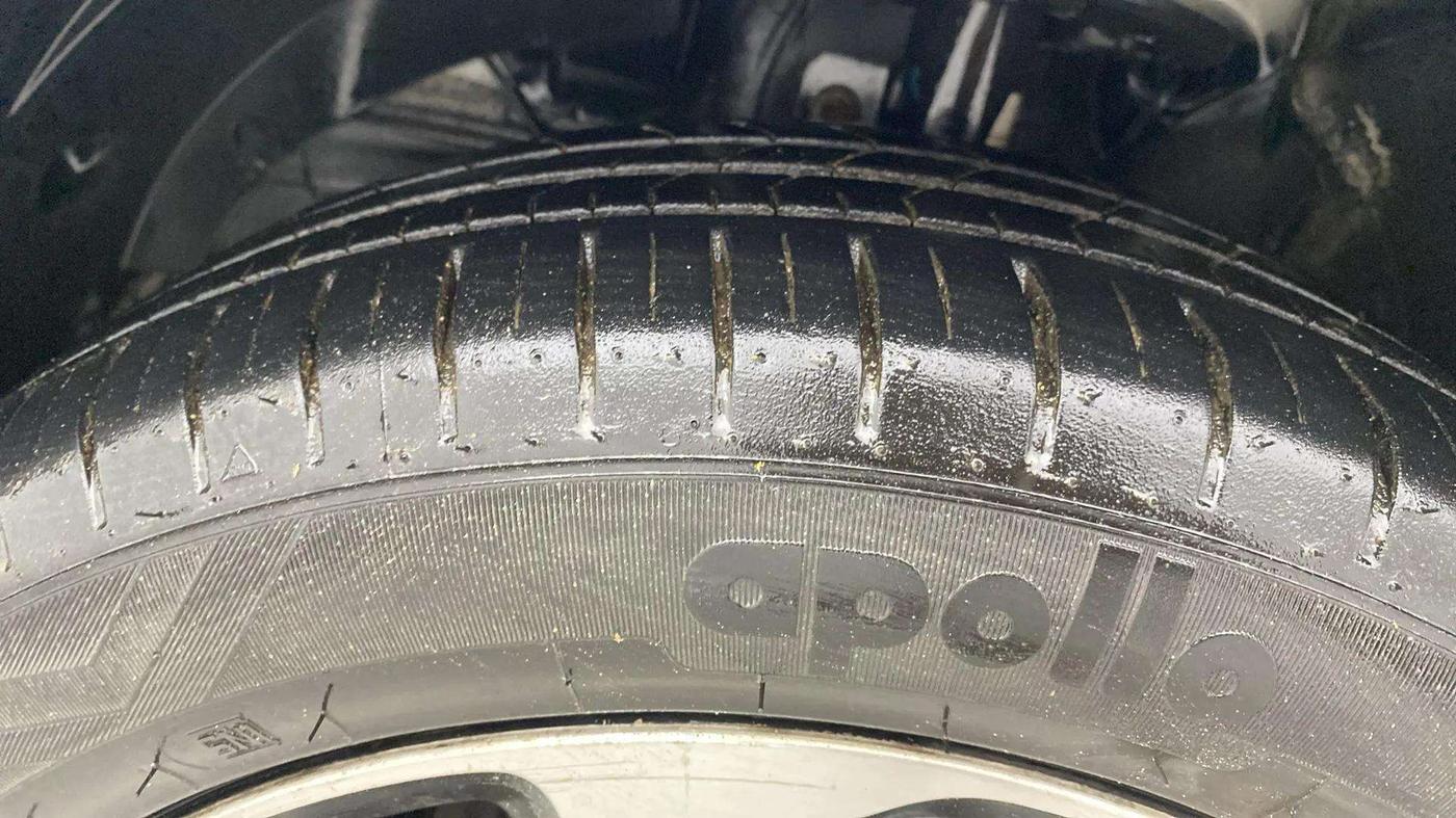 2022 Maruti Baleno ALPHA 1.2 AGS, CNG, Automatic, 68,393 km, Left Front Tyre Tread