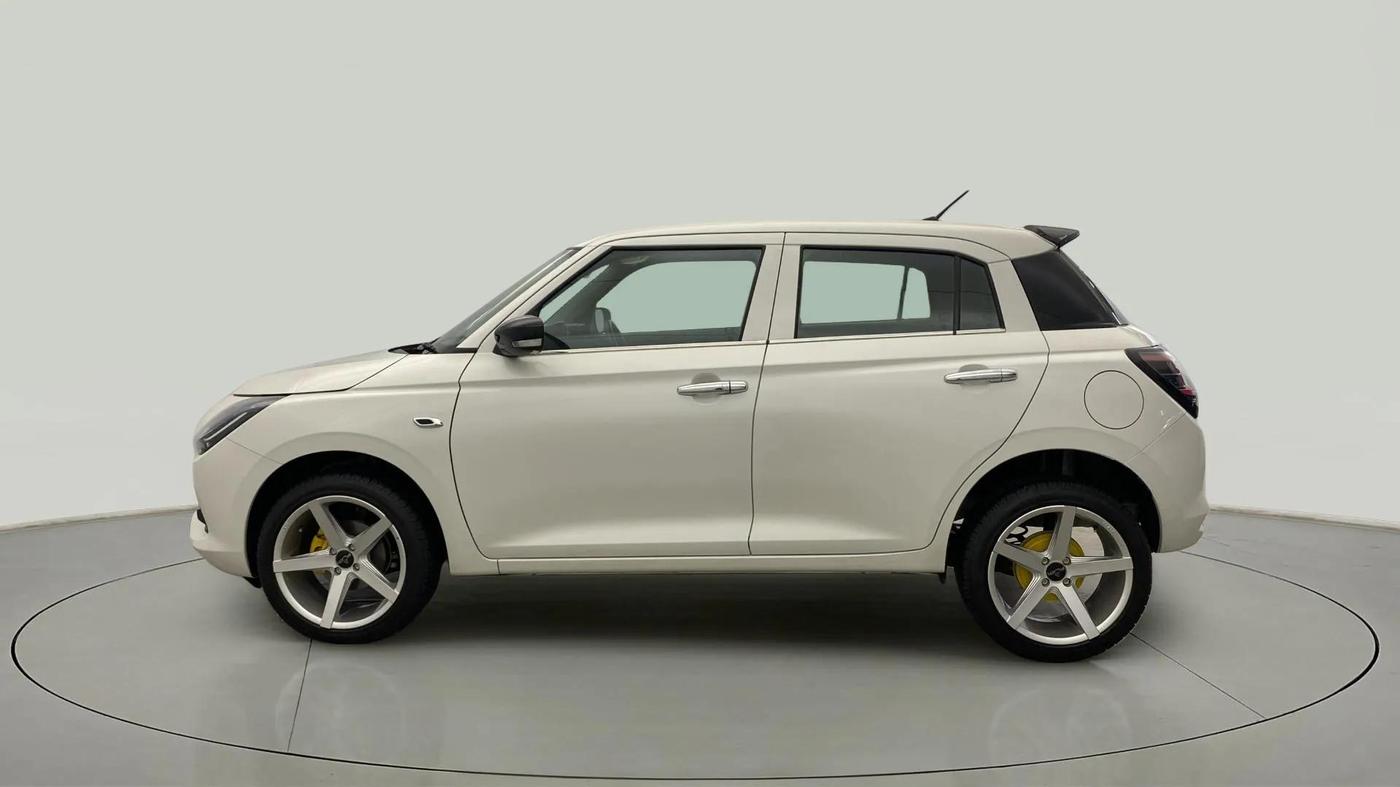 2025 Maruti Swift LXi, Petrol, Manual, 1,829 km, Left Side