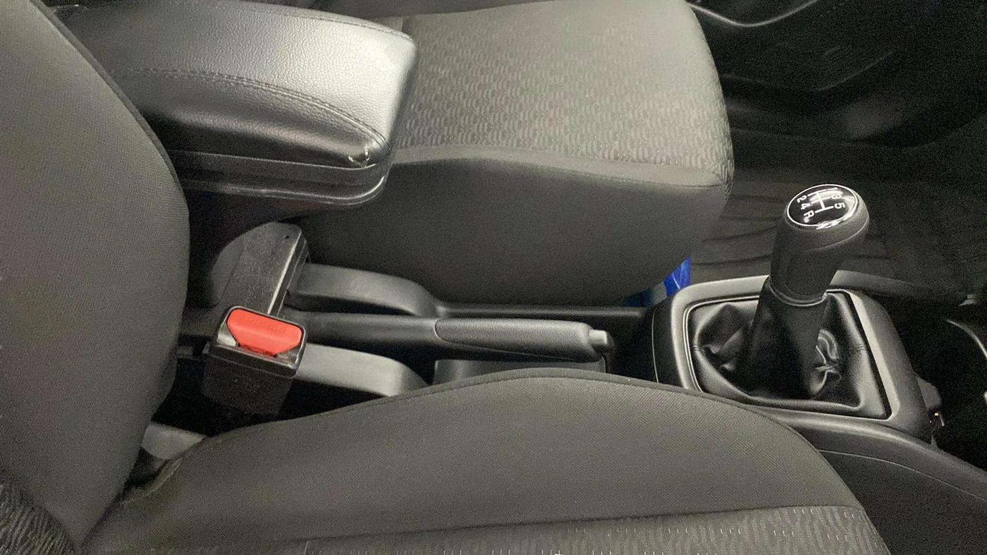 2025 Maruti Swift LXi, Petrol, Manual, 1,829 km, Gear Lever