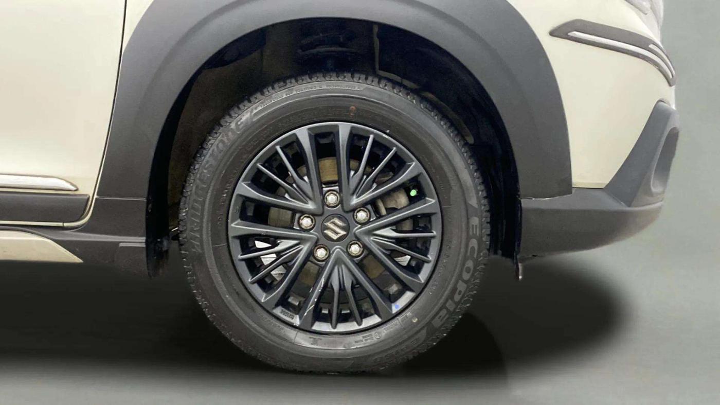 2021 Maruti XL6 ZETA MT, Petrol, Manual, 54,666 km, Right Front Wheel