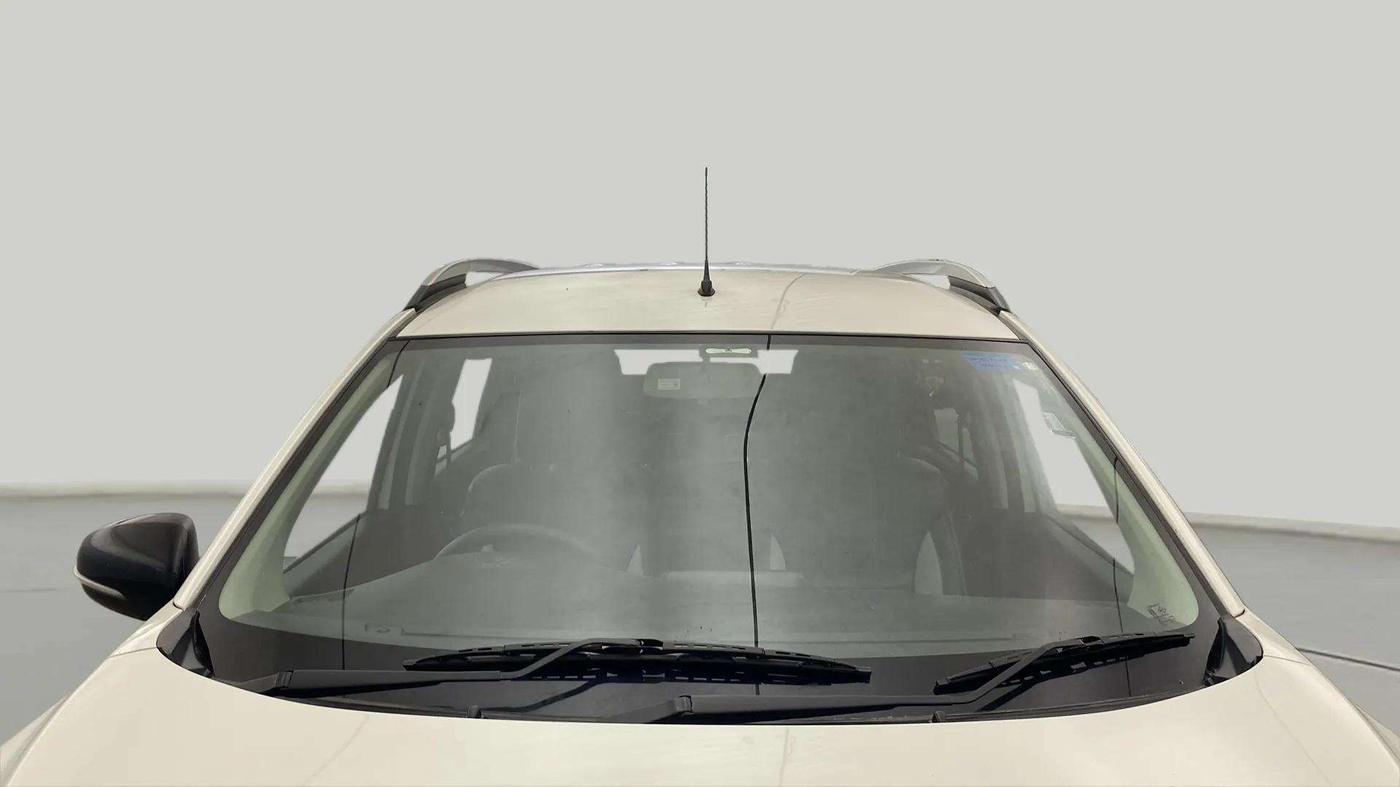 2021 Maruti XL6 ZETA MT, Petrol, Manual, 54,666 km, Front Windshield