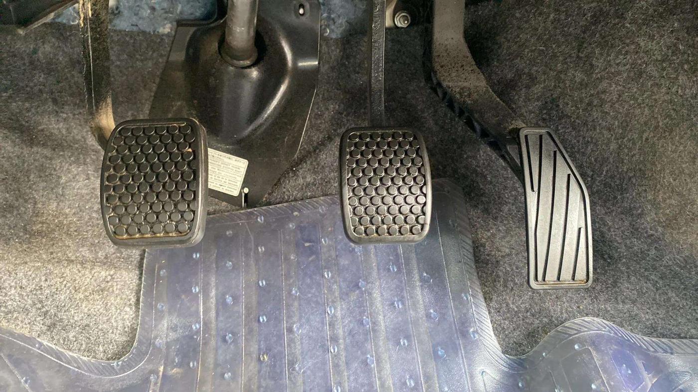 2021 Maruti Alto VXI PLUS, Petrol, Manual, 3,773 km, Pedals