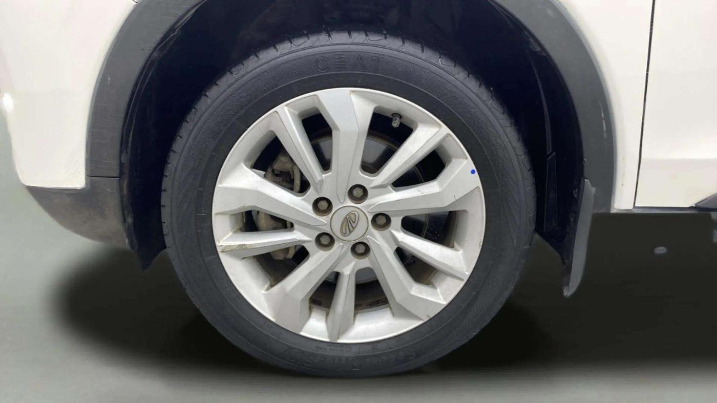 2020 Mahindra XUV300 W8 1.5 DIESEL AMT, Diesel, Automatic, 92,014 km, Left Front Wheel