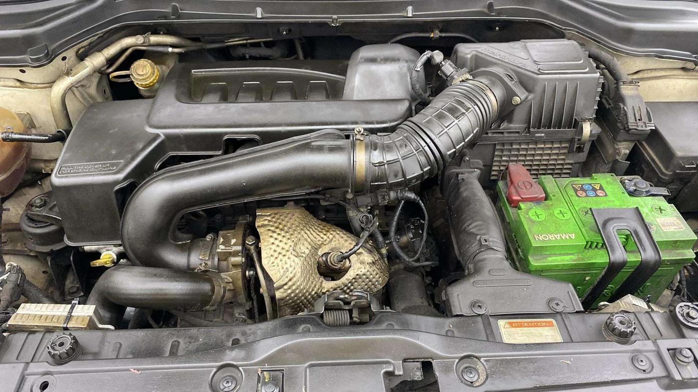 2020 Mahindra XUV300 W8 1.5 DIESEL AMT, Diesel, Automatic, 92,014 km, Engine View