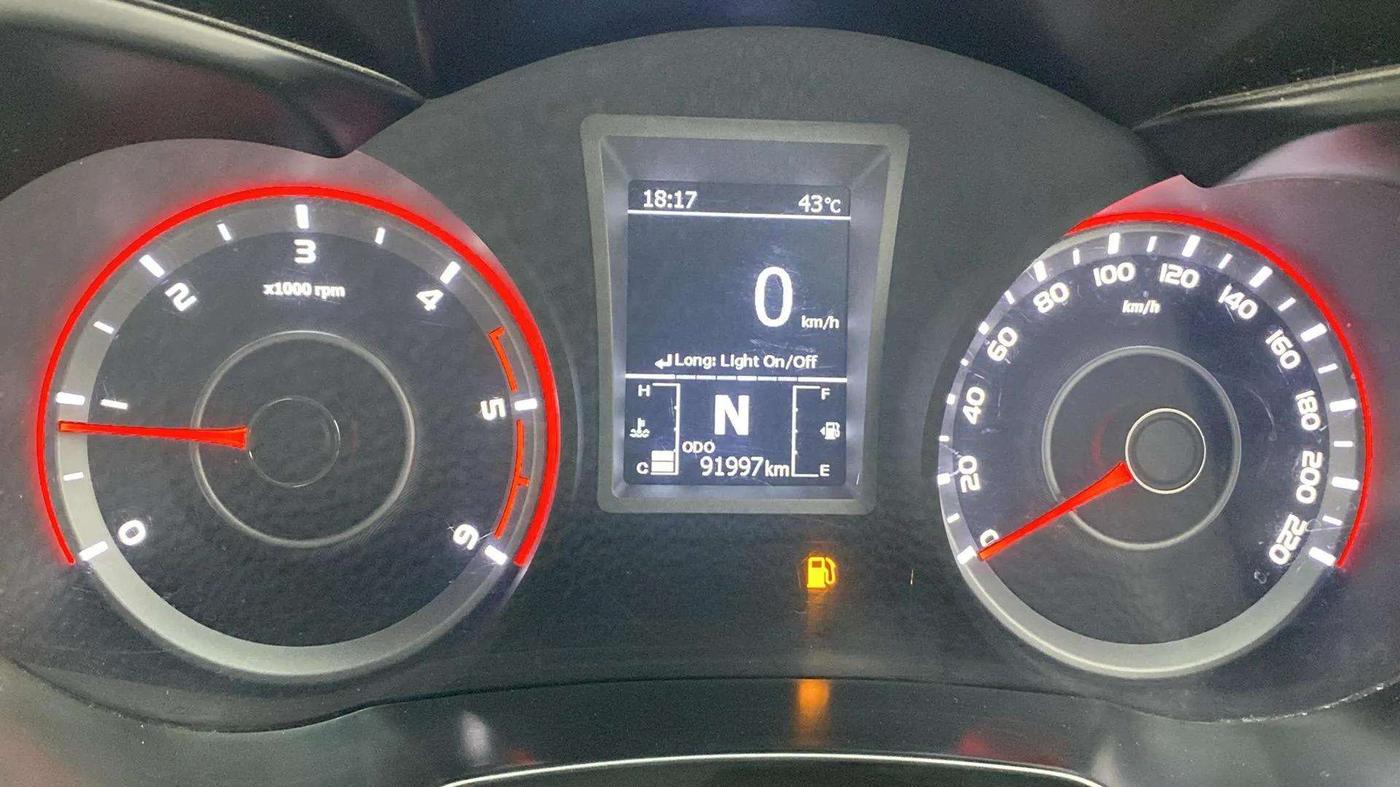 2020 Mahindra XUV300 W8 1.5 DIESEL AMT, Diesel, Automatic, 92,014 km, Odometer Image