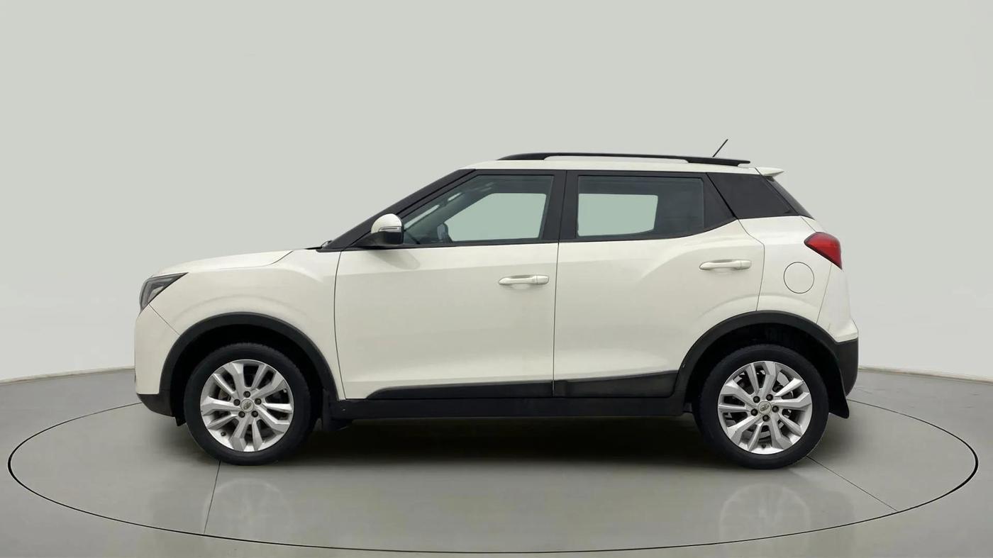 2020 Mahindra XUV300 W8 1.5 DIESEL AMT, Diesel, Automatic, 92,014 km, Left Side