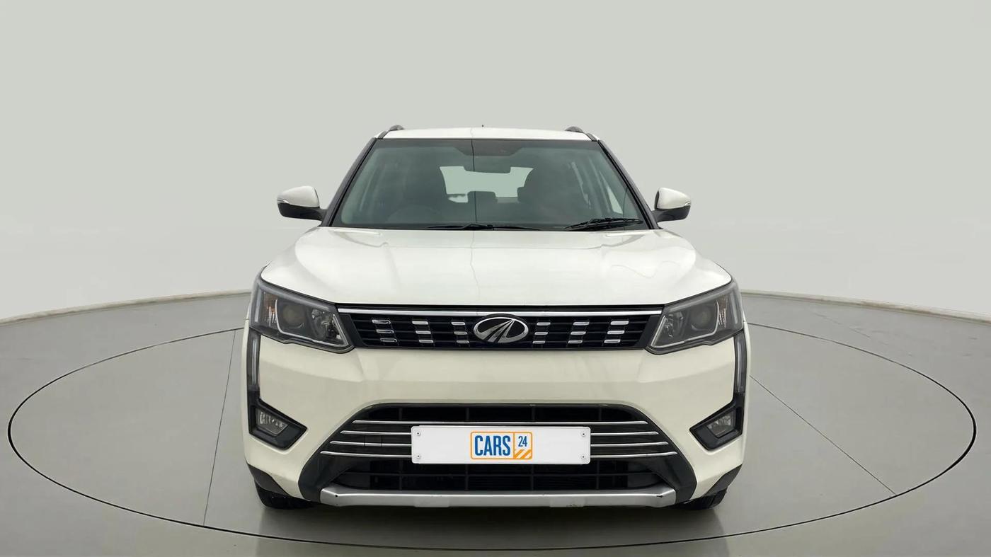 2020 Mahindra XUV300 W8 1.5 DIESEL AMT, Diesel, Automatic, 92,014 km, Front