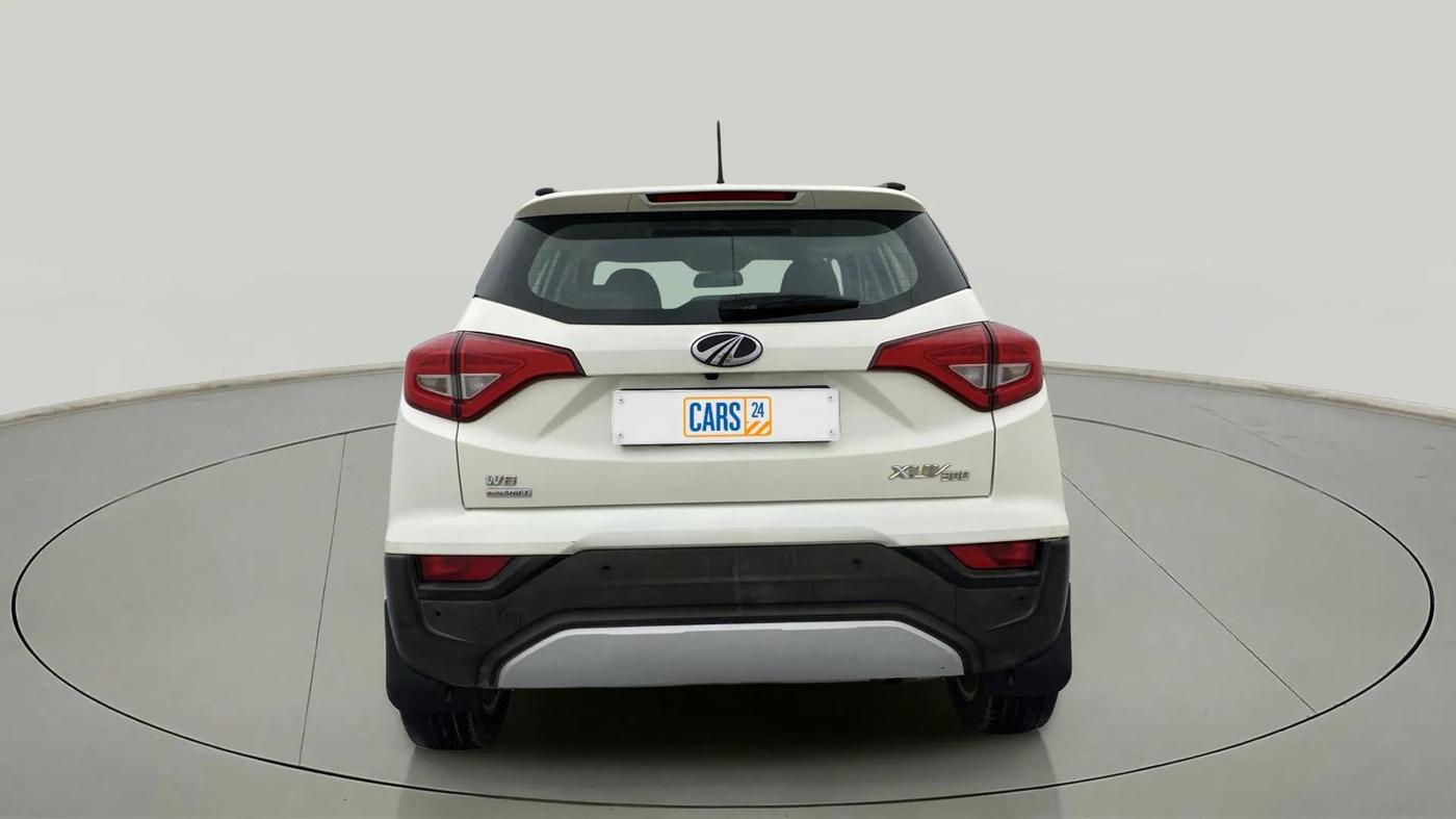2020 Mahindra XUV300 W8 1.5 DIESEL AMT, Diesel, Automatic, 92,014 km, Back/Rear