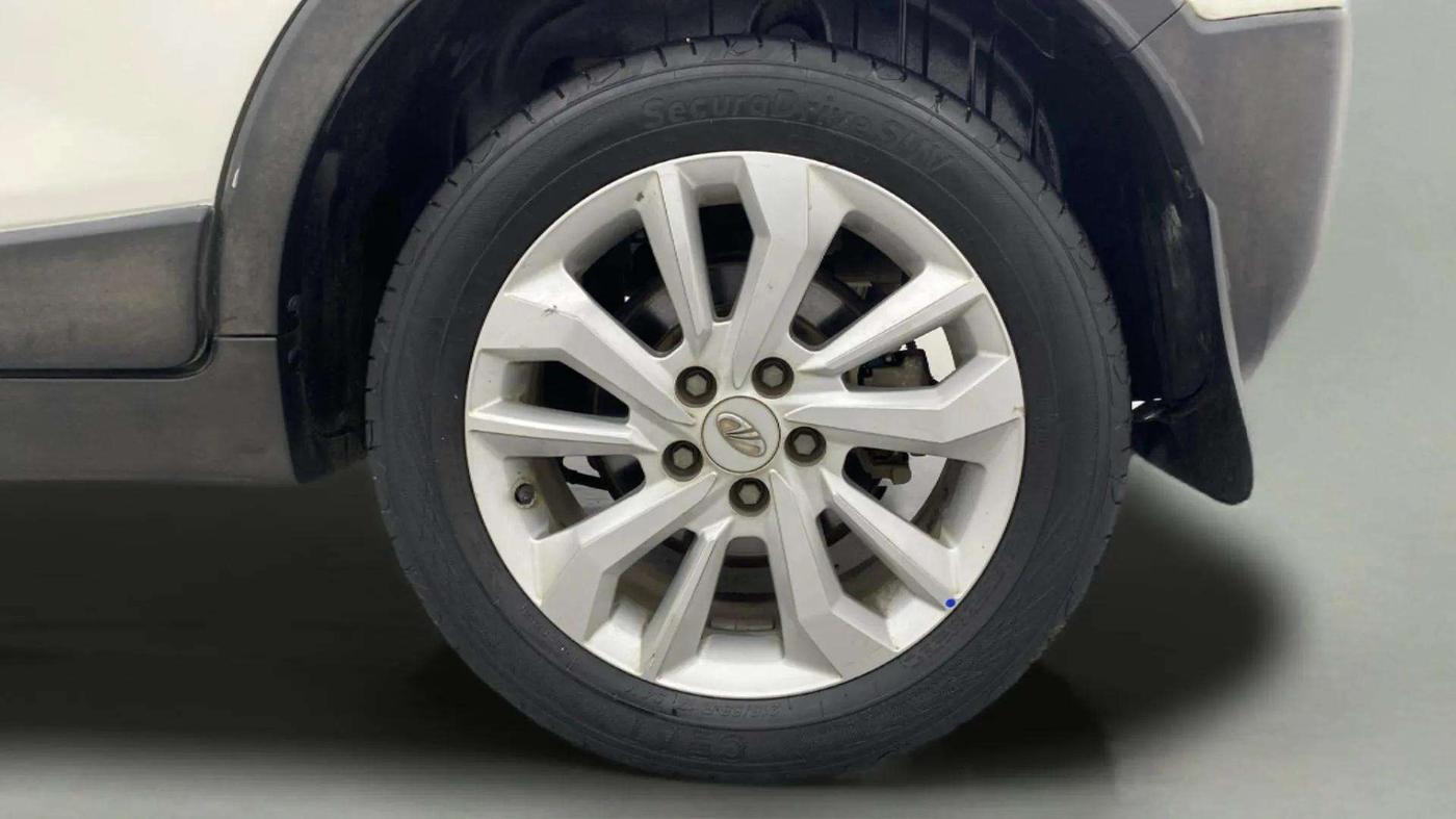 2020 Mahindra XUV300 W8 1.5 DIESEL AMT, Diesel, Automatic, 92,014 km, Left Rear Wheel
