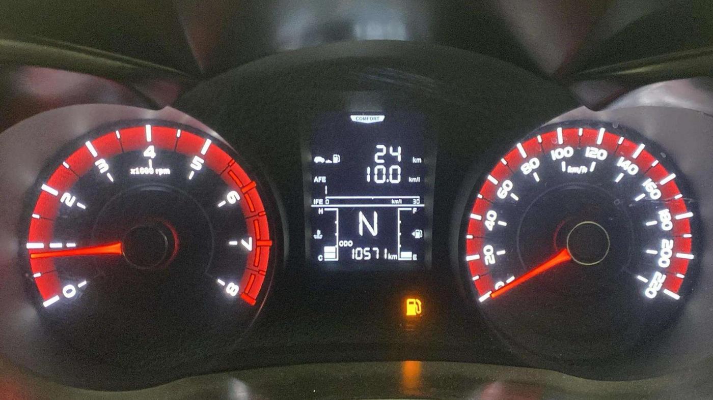 2023 Mahindra XUV300 W4 1.2 PETROL, Petrol, Manual, 10,614 km, Odometer Image