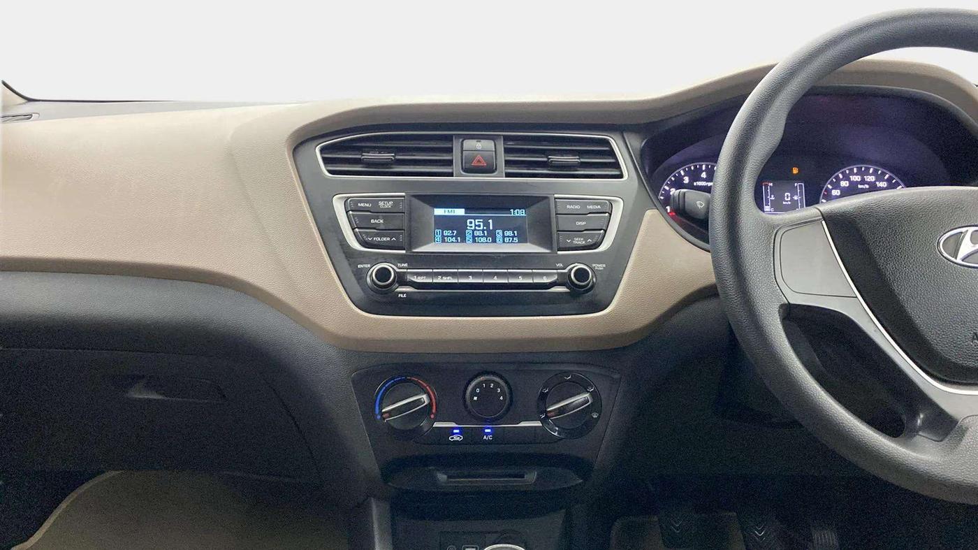 2018 Hyundai Elite i20 MAGNA EXECUTIVE 1.2, Petrol, Manual, 49,232 km, Air Conditioner