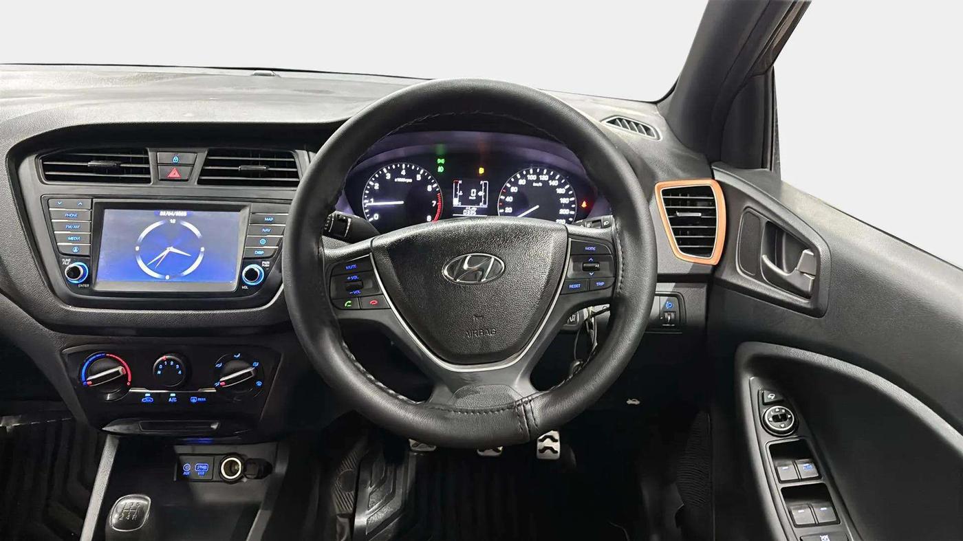 2017 Hyundai i20 Active 1.2 S, Petrol, Manual, 45,023 km, Steering Wheel Close Up