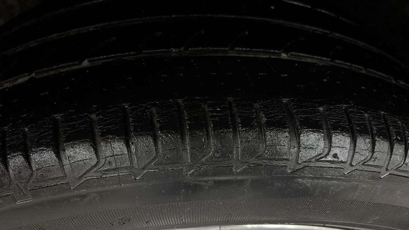 2017 Hyundai i20 Active 1.2 S, Petrol, Manual, 45,023 km, Left Front Tyre Tread