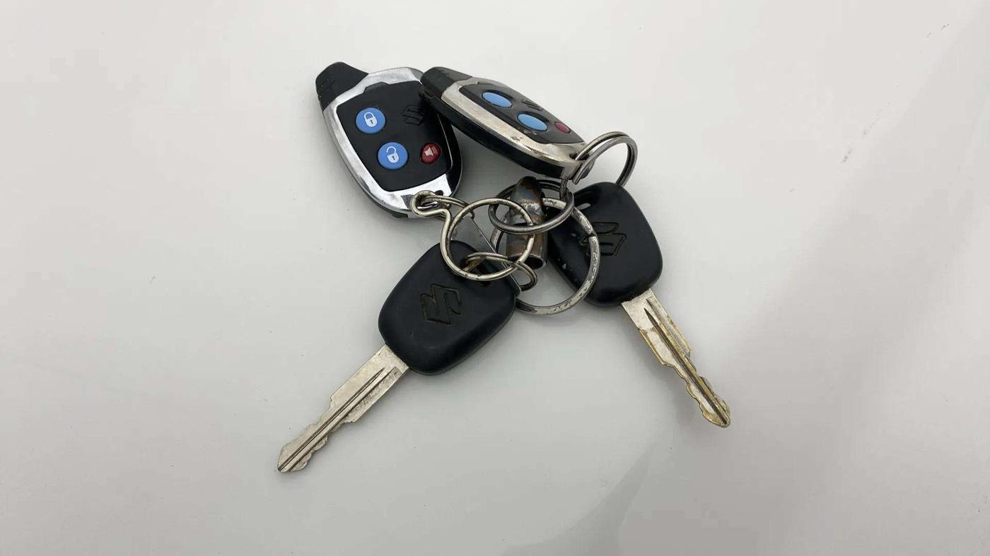 2019 Maruti Alto 800 LXI, Petrol, Manual, 64,536 km, Key Close Up