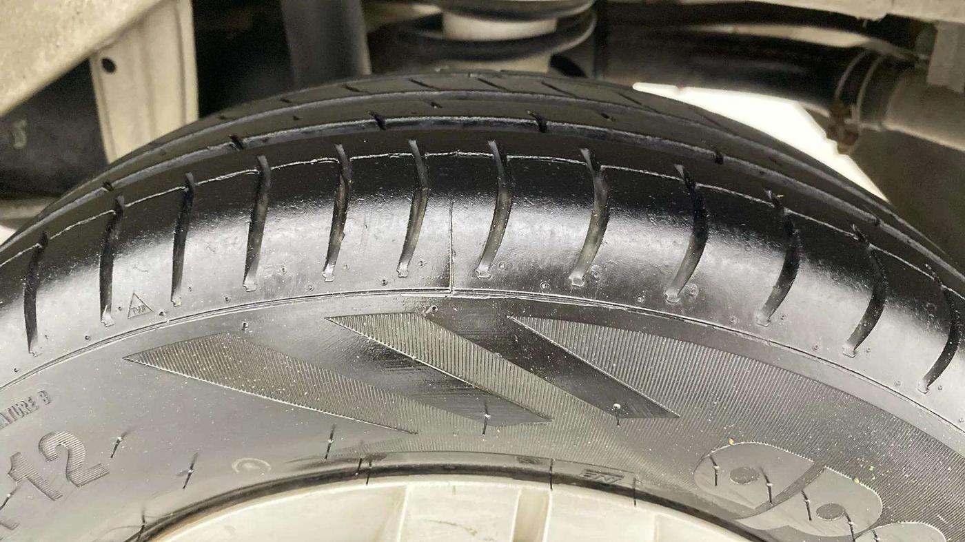 2019 Maruti Alto 800 LXI, Petrol, Manual, 64,536 km, Left Rear Tyre Tread