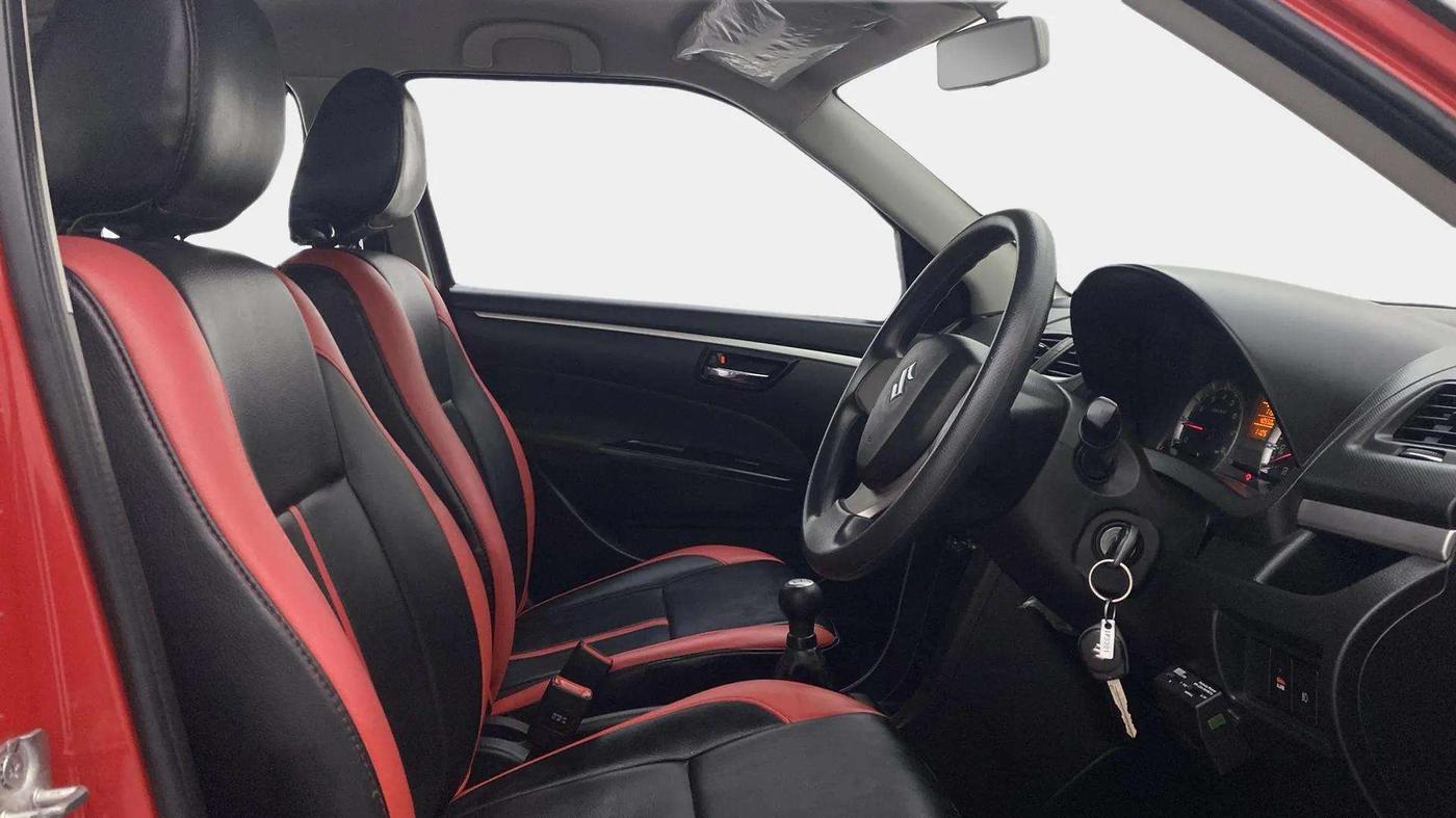 2016 Maruti Swift VXI, Petrol, Manual, 40,550 km, Right Side Front Door Cabin