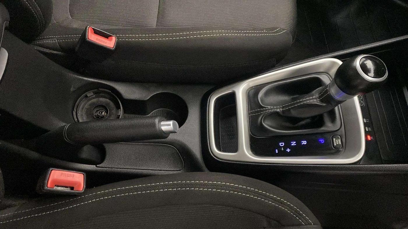 2019 Hyundai VENUE SX PLUS 1.0 TURBO DCT, Petrol, Automatic, 38,883 km, Gear Lever