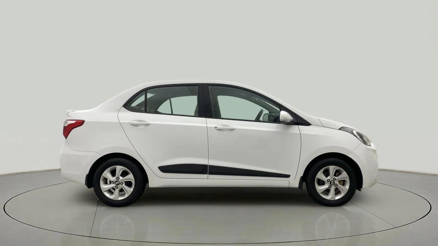 2018 Hyundai Xcent SX 1.2, Petrol, Manual, 54,769 km, Right Side View