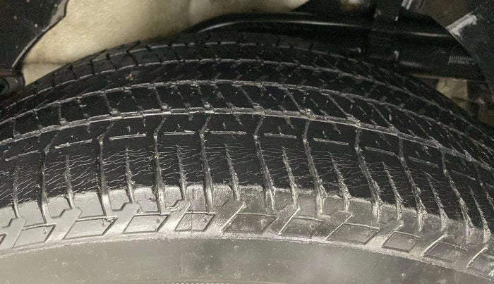 2019 Mahindra XUV500 W9 AT, Diesel, Automatic, 84,089 km, Left Rear Tyre Tread