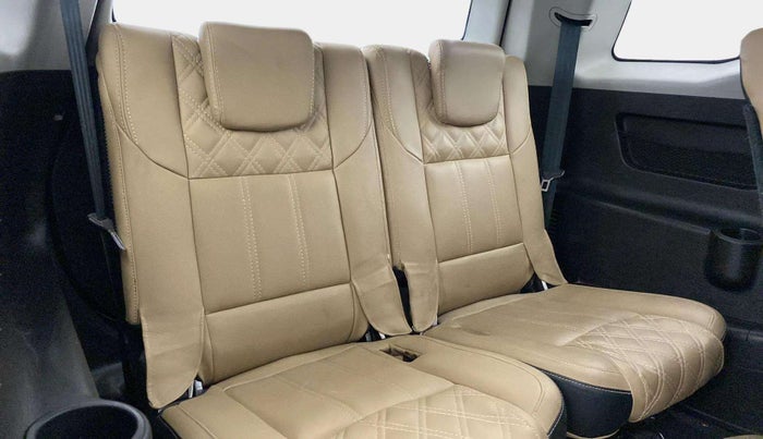 2019 Mahindra XUV500 W9 AT, Diesel, Automatic, 84,089 km, Third Seat Row ( optional )