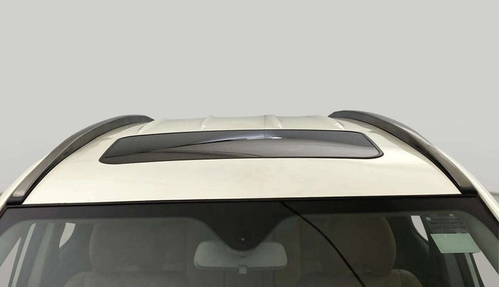 2019 Mahindra XUV500 W9 AT, Diesel, Automatic, 84,089 km, Moonroof/ Sunroof