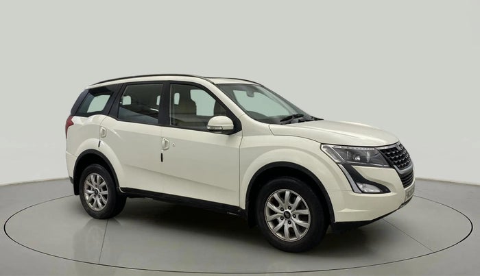 2019 Mahindra XUV500 W9 AT, Diesel, Automatic, 84,089 km, Right Front Diagonal