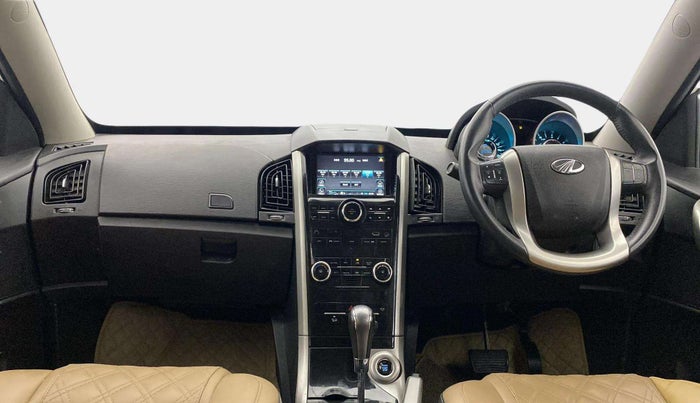 2019 Mahindra XUV500 W9 AT, Diesel, Automatic, 84,089 km, Dashboard