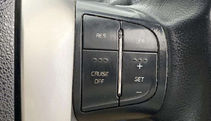 2019 Mahindra XUV500 W9 AT, Diesel, Automatic, 84,089 km, Adaptive Cruise Control