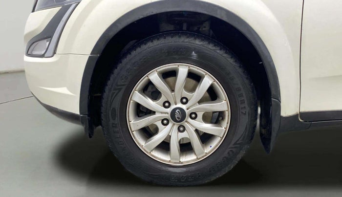 2019 Mahindra XUV500 W9 AT, Diesel, Automatic, 84,089 km, Left Front Wheel