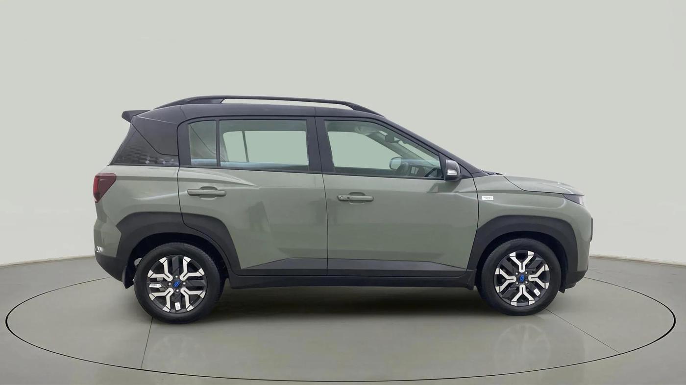 2023 Hyundai EXTER SX(O) CONNECT 1.2 AMT DUAL TONE, Petrol, Automatic, 17,850 km, Right Side View