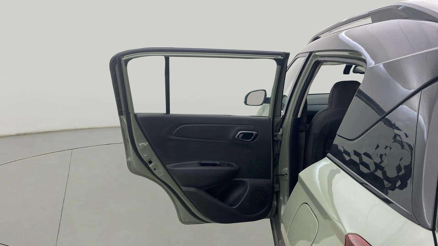 2023 Hyundai EXTER SX(O) CONNECT 1.2 AMT DUAL TONE, Petrol, Automatic, 17,850 km, LHS Rear Door