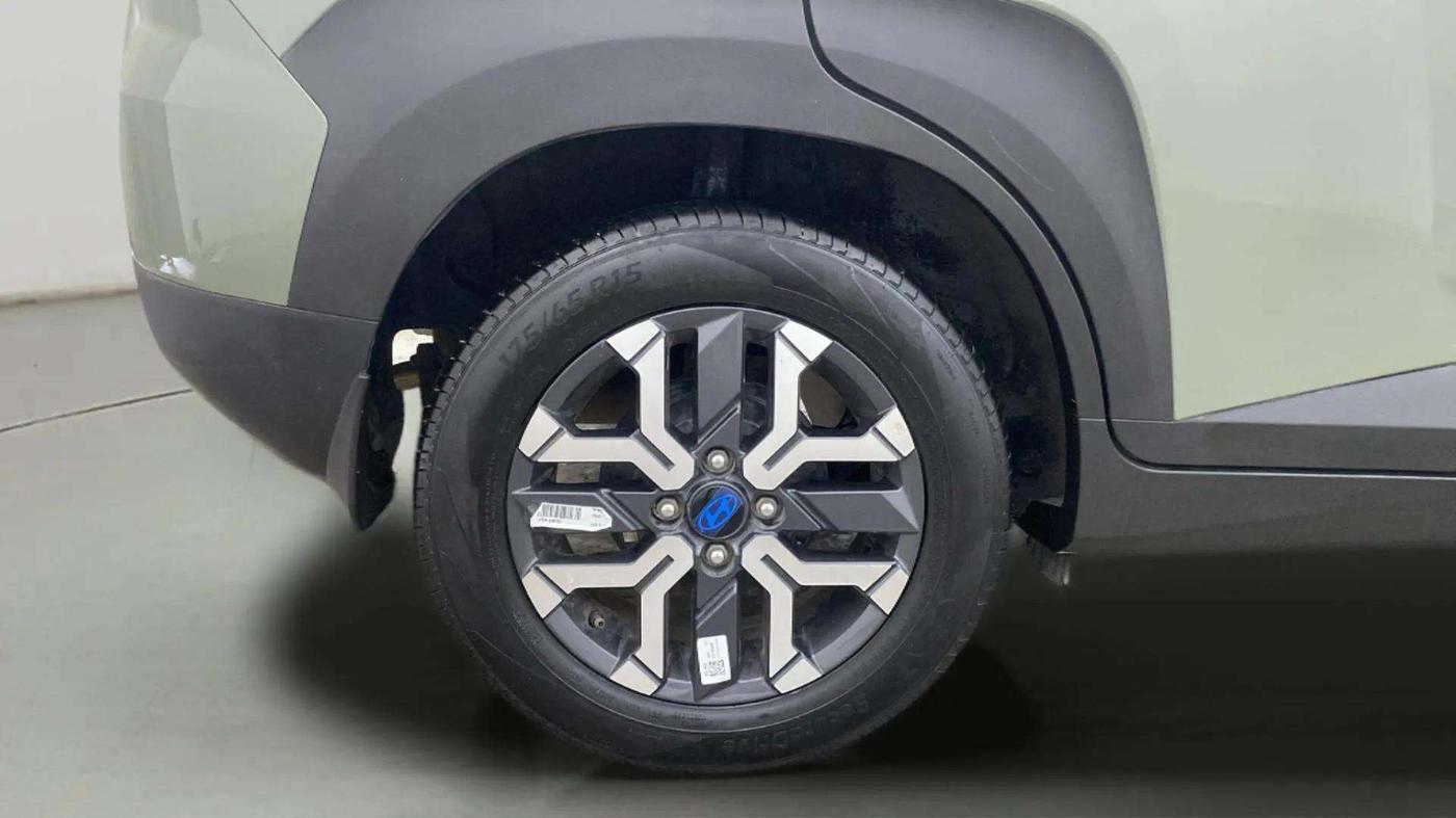 2023 Hyundai EXTER SX(O) CONNECT 1.2 AMT DUAL TONE, Petrol, Automatic, 17,850 km, Right Rear Wheel