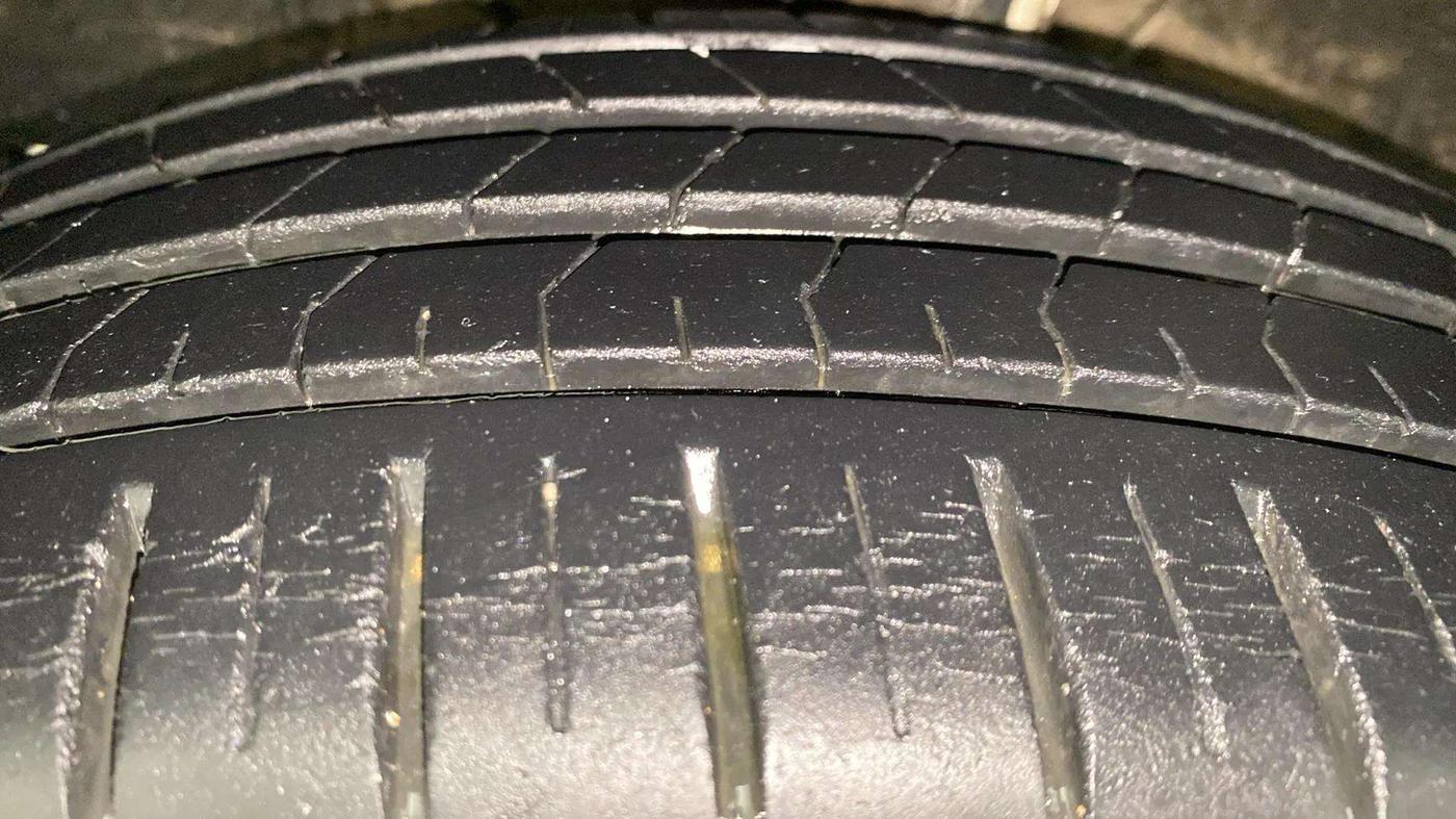 2017 Maruti Baleno ALPHA PETROL 1.2, Petrol, Manual, 22,292 km, Left Front Tyre Tread