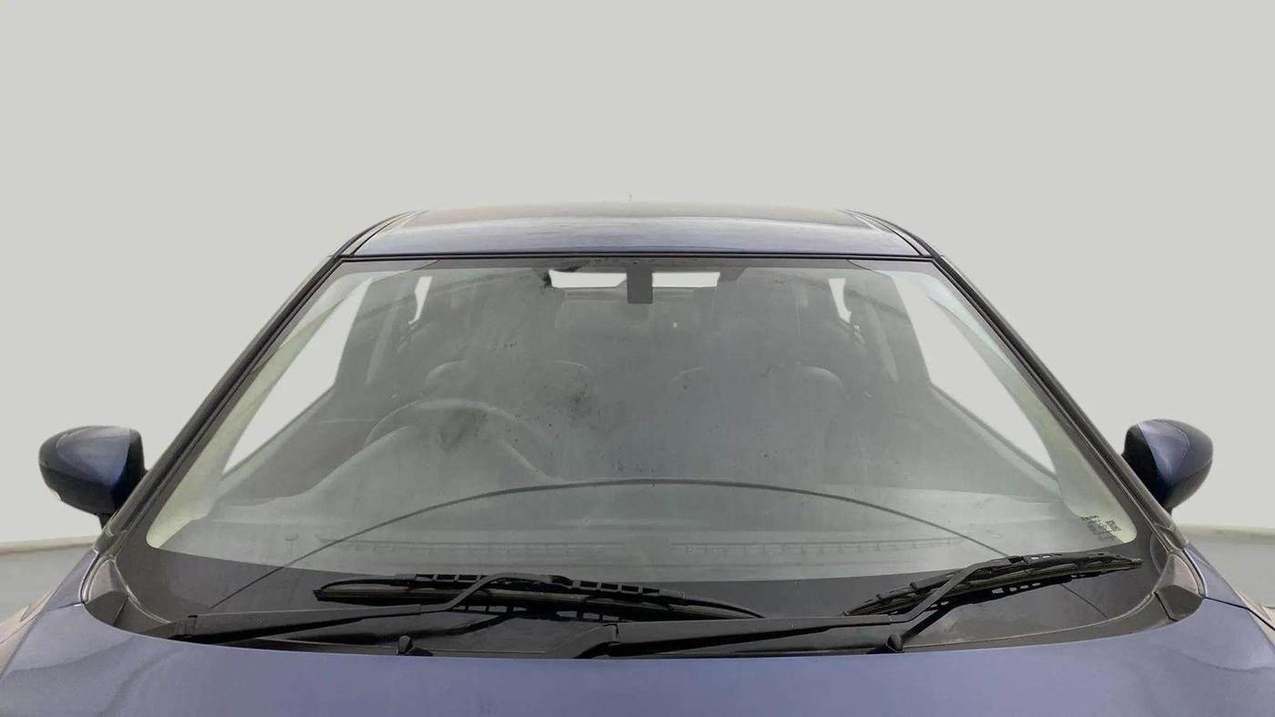 2017 Maruti Baleno ALPHA PETROL 1.2, Petrol, Manual, 22,292 km, Front Windshield
