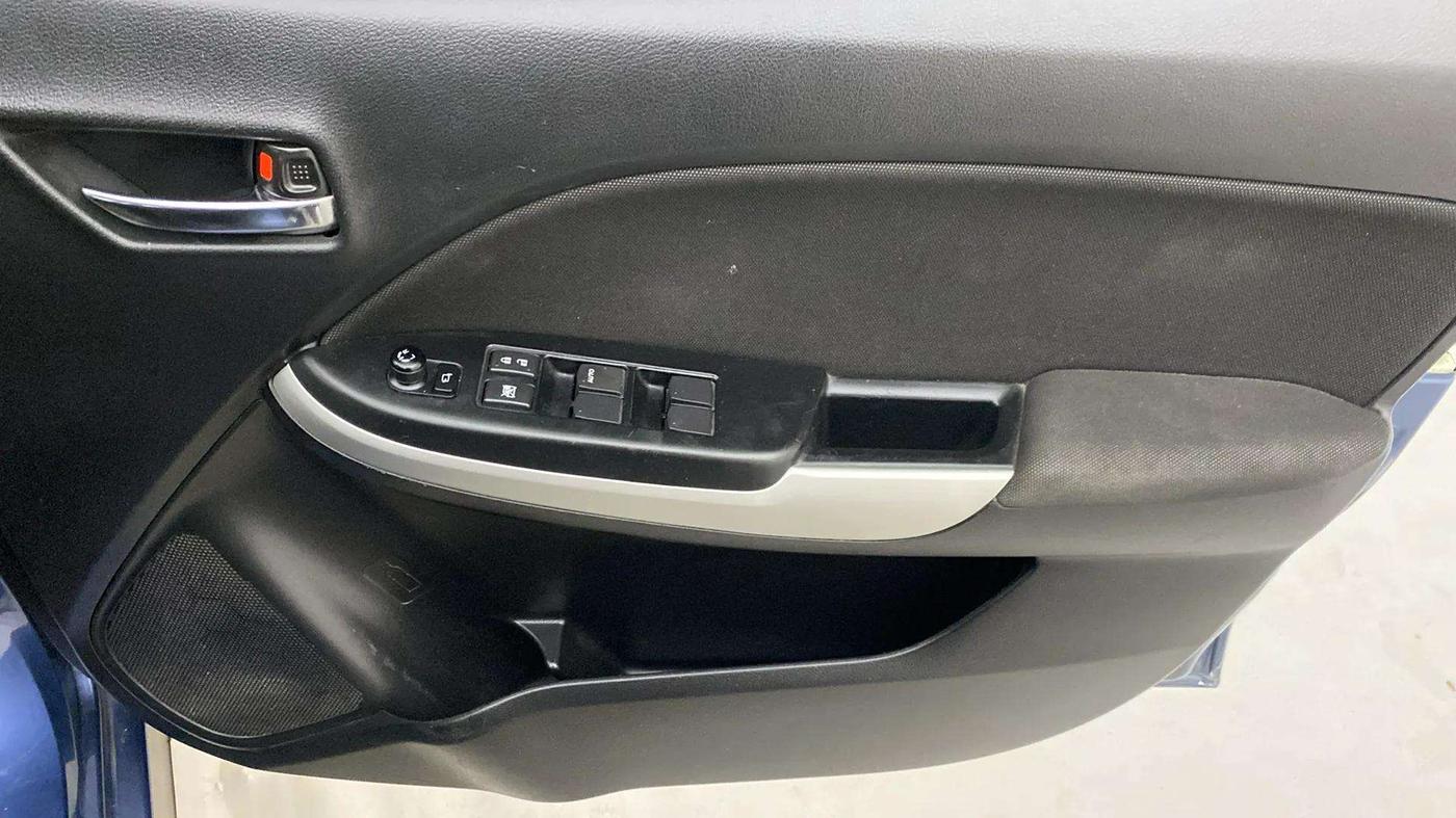 2017 Maruti Baleno ALPHA PETROL 1.2, Petrol, Manual, 22,292 km, Driver Side Door Panels Control