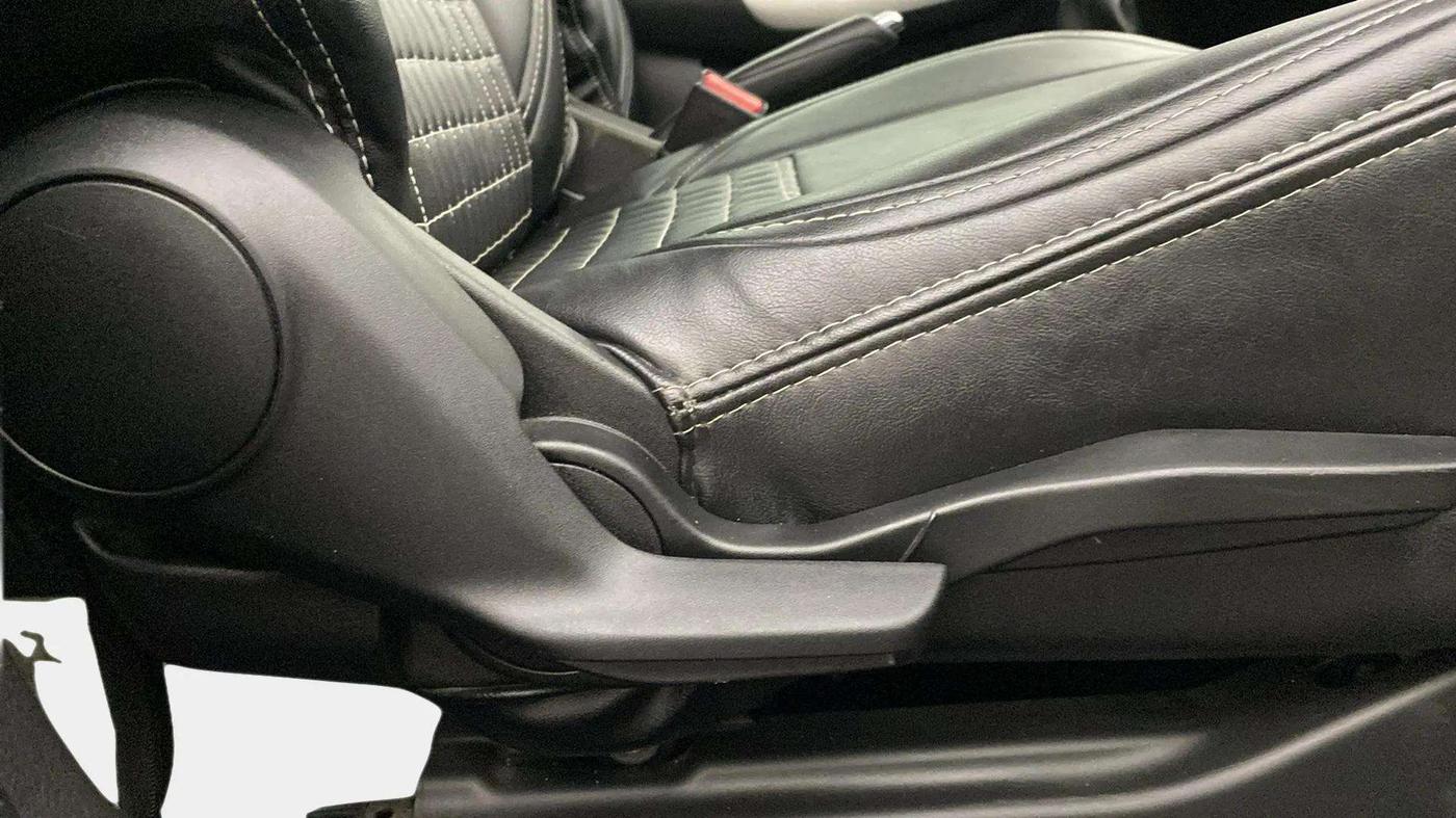2017 Maruti Baleno ALPHA PETROL 1.2, Petrol, Manual, 22,292 km, Driver Side Adjustment Panel