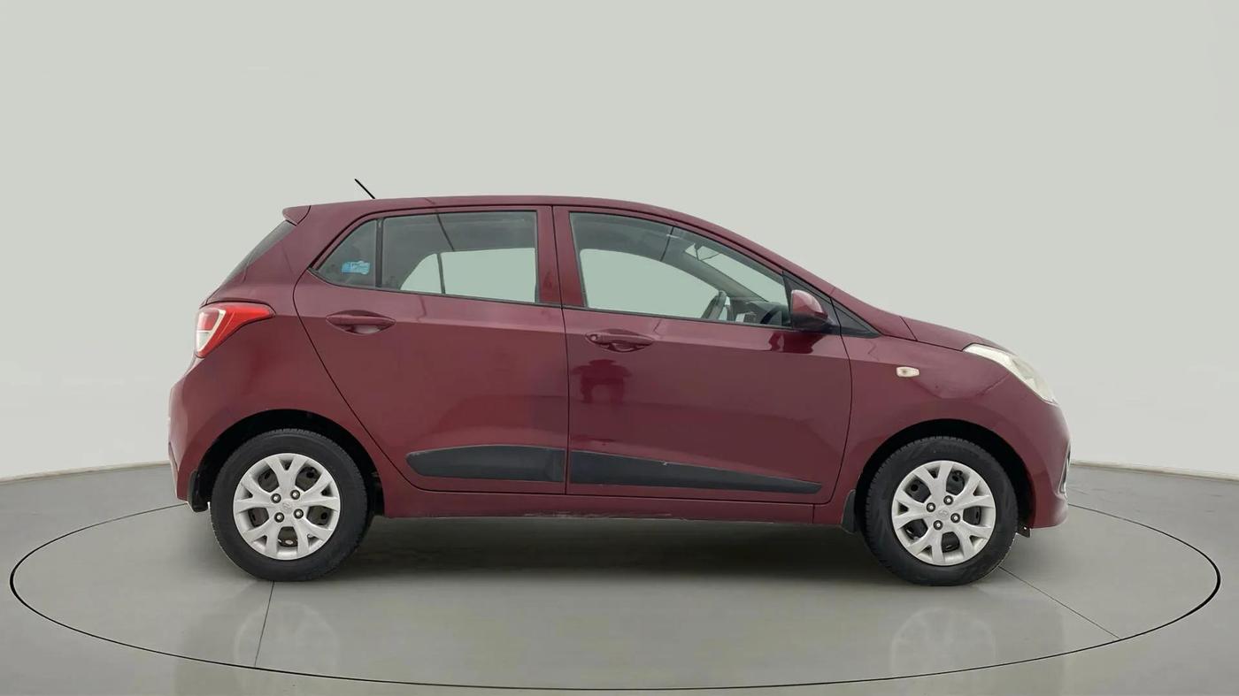 2016 Hyundai Grand i10 MAGNA 1.2 KAPPA VTVT, Petrol, Manual, 65,010 km, Right Side View