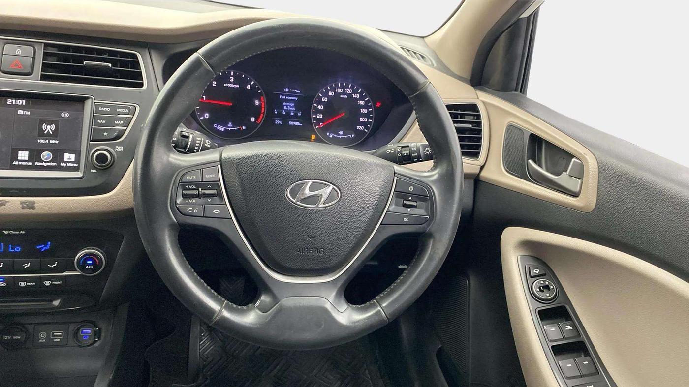 2018 Hyundai Elite i20 ASTA 1.4 CRDI (O), Diesel, Manual, 50,988 km, Steering Wheel Close Up