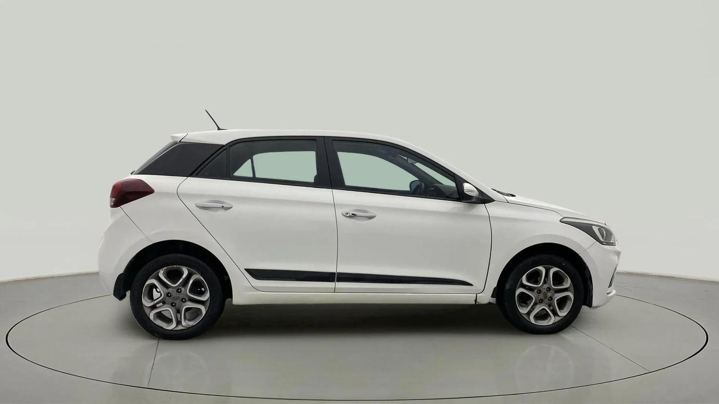 2018 Hyundai Elite i20 ASTA 1.4 CRDI (O), Diesel, Manual, 50,988 km, Right Side View