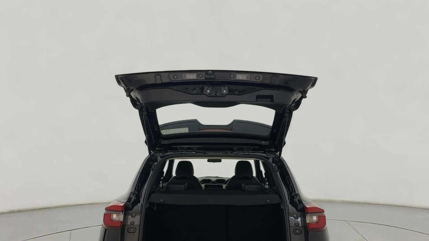 2022 Nissan MAGNITE XV MT, Petrol, Manual, 25,108 km, Boot Door Open