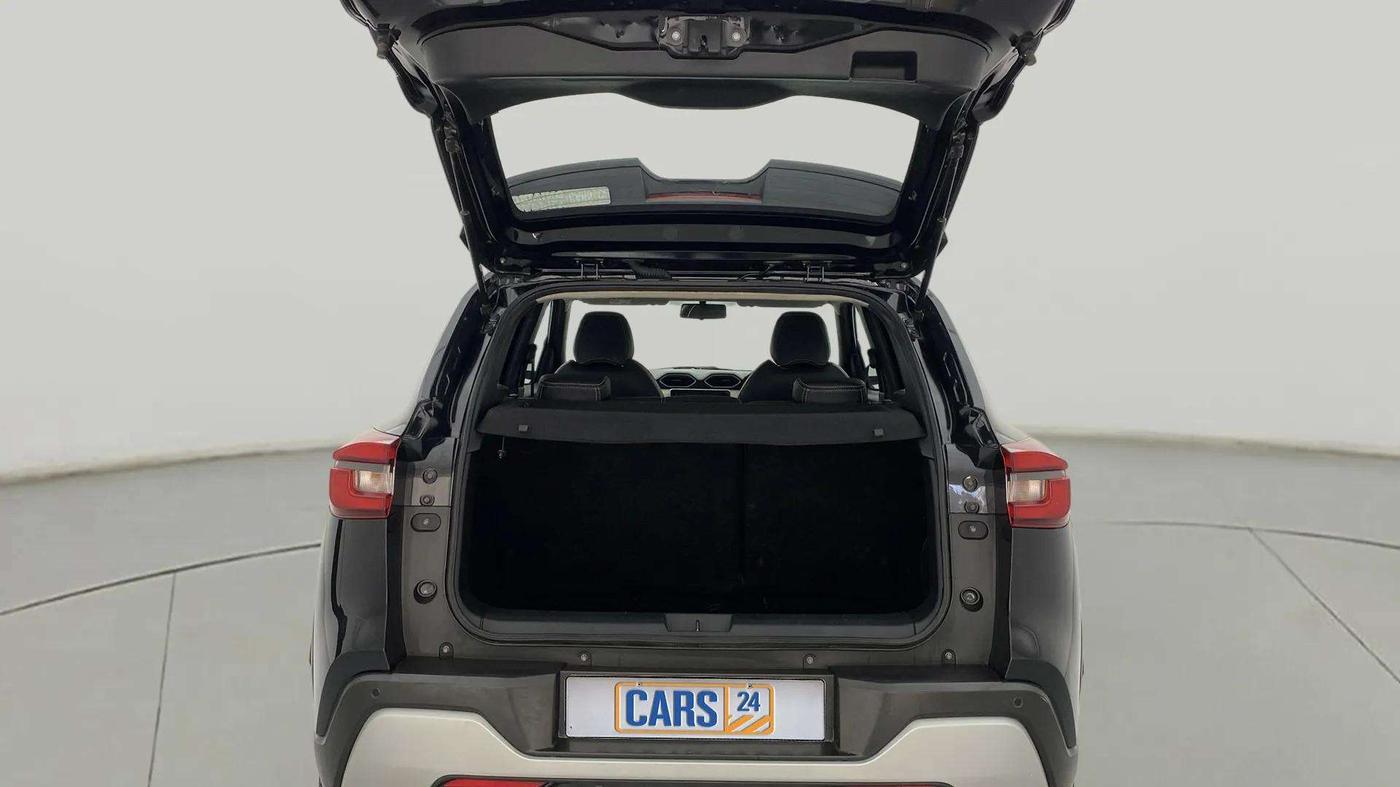 2022 Nissan MAGNITE XV MT, Petrol, Manual, 25,108 km, Boot Inside