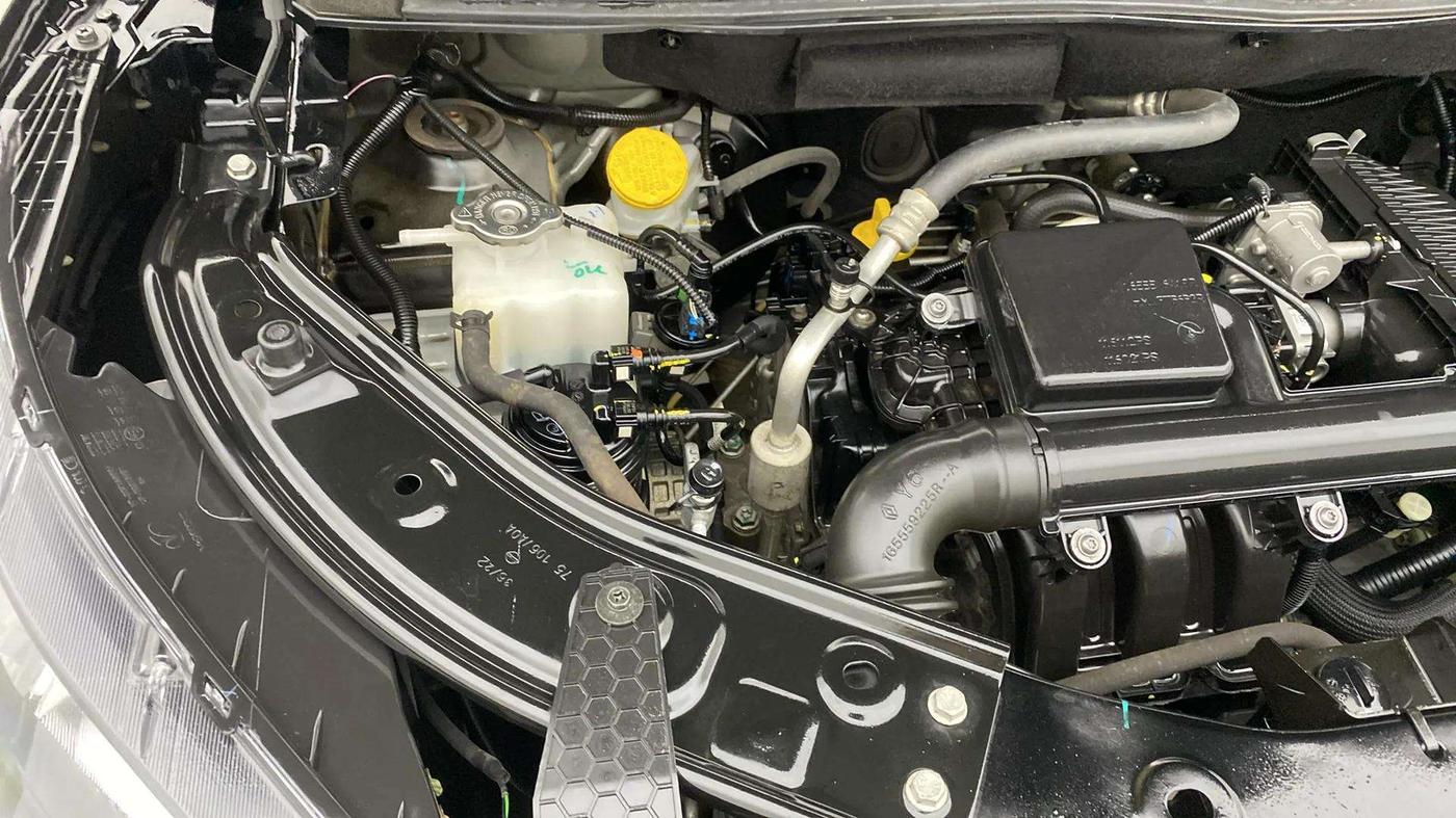 2022 Nissan MAGNITE XV MT, Petrol, Manual, 25,108 km, Engine View - Right