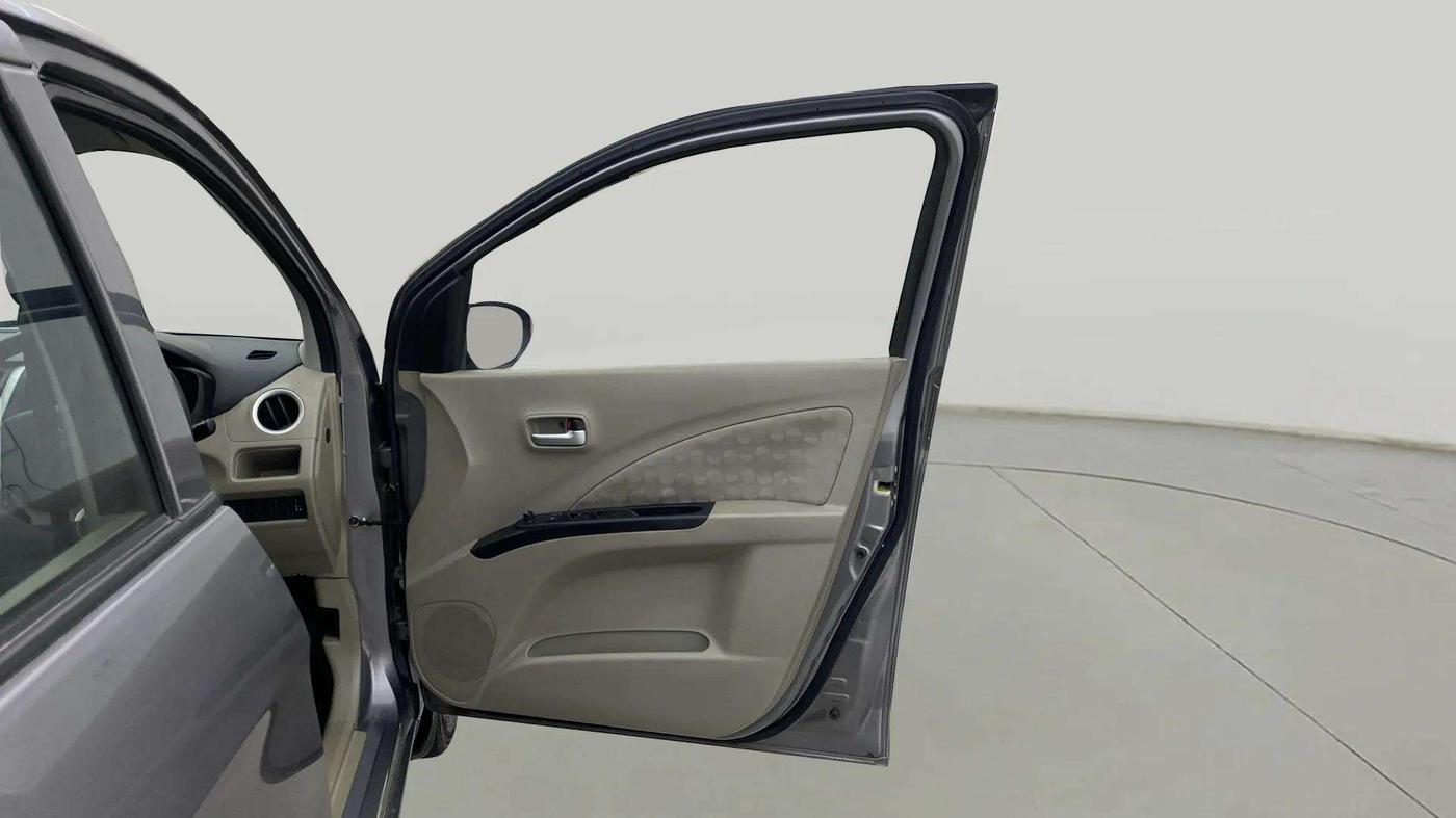 2015 Maruti Celerio ZXI, Petrol, Manual, 79,563 km, RHS Front Door