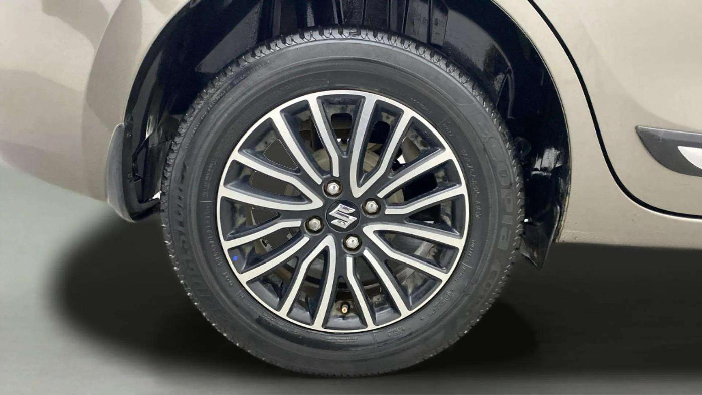 2019 Maruti Dzire ZXI PLUS AMT, Petrol, Automatic, 48,134 km, Right Rear Wheel
