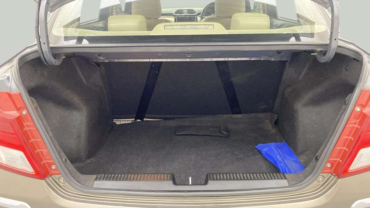 2019 Maruti Dzire ZXI PLUS AMT, Petrol, Automatic, 48,134 km, Boot Inside